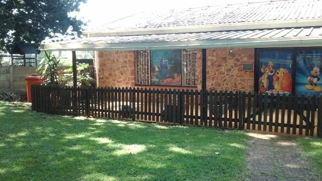Duckie Dell Daycare Pre-School - Image 2